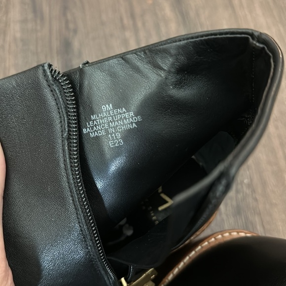 New! Marc Fisher ML Haleena Black Leather Ankle Boots - Size 9🫧 - Picture 6 of 7